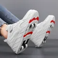 Chaussures de Skate à roulettes pour enfants baskets de sport décontractées à 4 roues à la mode