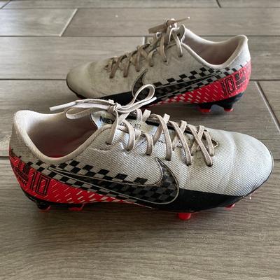 Nike Shoes | Boys Nike Soccer/Football Cleats - Neymar #10 | Color: Black/Silver | Size: 2b