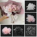 Fil de papier d'emballage de fleurs bord perlé maille ondulée fleuriste du jour de Léon bouquet