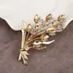 Broche en cristal florale de style blé doré pour femmes breloques de fête personnalisées