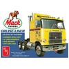 AMT 1/25 Mack Cruiseliner Semi Tractor AMT1062 Plastics Car/Truck 1/24-1/25