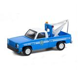 1987 GMC Sierra K2500 Tow Truck with Drop in Tow Hook Blue with White Top (NYPD) Hobby Exclusive 1/64 Diecast by Greenlight