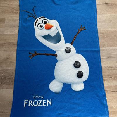 Disney Bedding | Disney Frozen Olaf Lightweight Blanket | Color: Blue/White | Size: 49x33