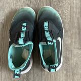 Nike Shoes | Euc Girl’s Nike Flexrunner Shoe. Size 11.5 | Color: Black/Green | Size: 11.5g