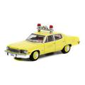 1977 AMC Matador Yellow - Greenlight 67030B/48 - 1/64 scale Diecast Model Toy Car