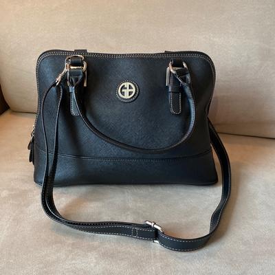 Giani Bernini Bags | Black Giani Bernini Bag Removable/Adjustable Shoulder Strap And Hand Straps. | Color: Black | Size: 9 X 13 X 5