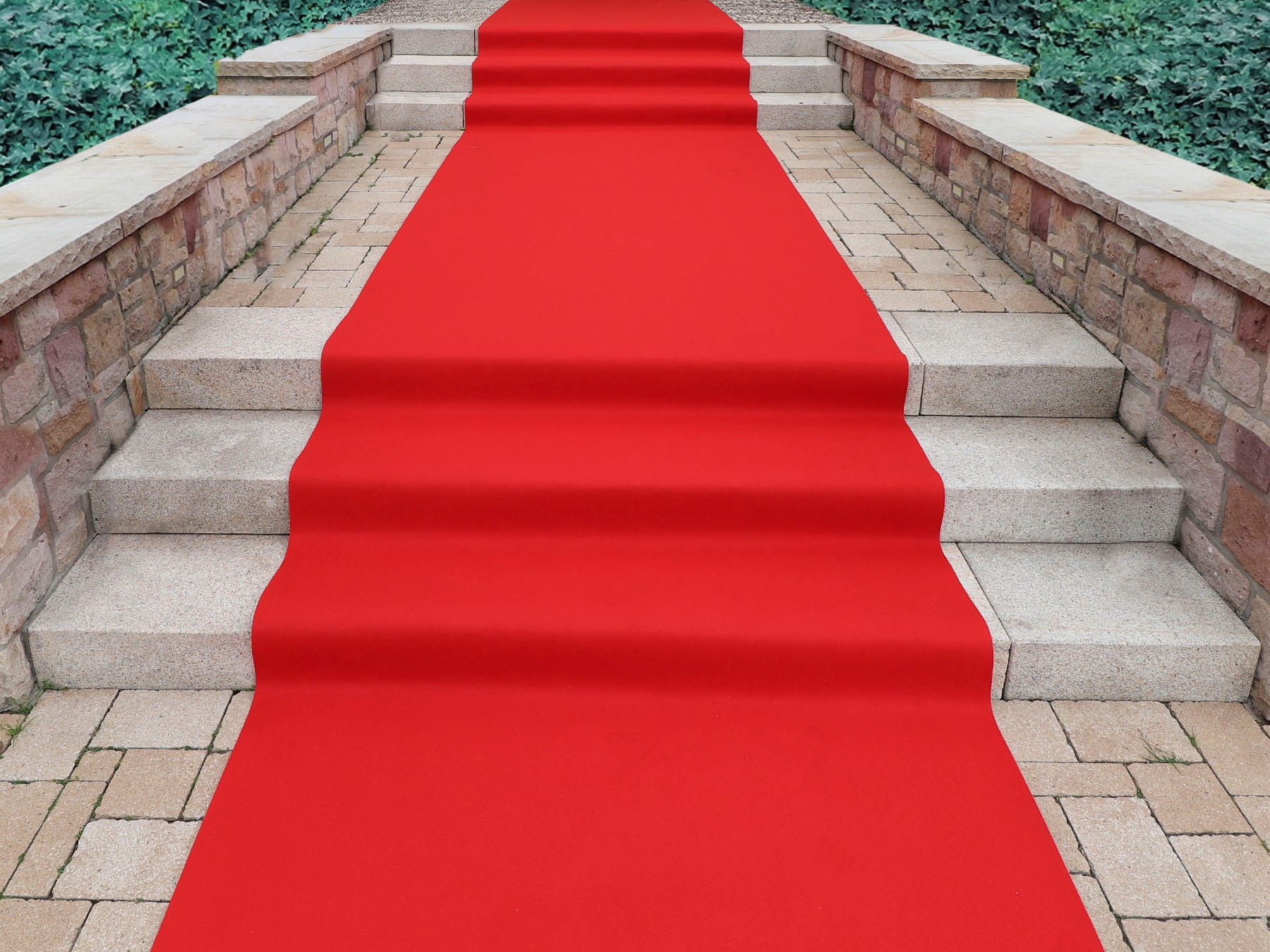 Läufer "PODIUM, Made in Belgium", rot, B:200cm H:2,6mm L:800cm, Polypropylen (PP), PRIMAFLOR-IDEEN IN TEXTIL, Teppiche, Breite 200 cm, Nadelfilz, Uni-Farben, ideal für Veranstaltungen Image