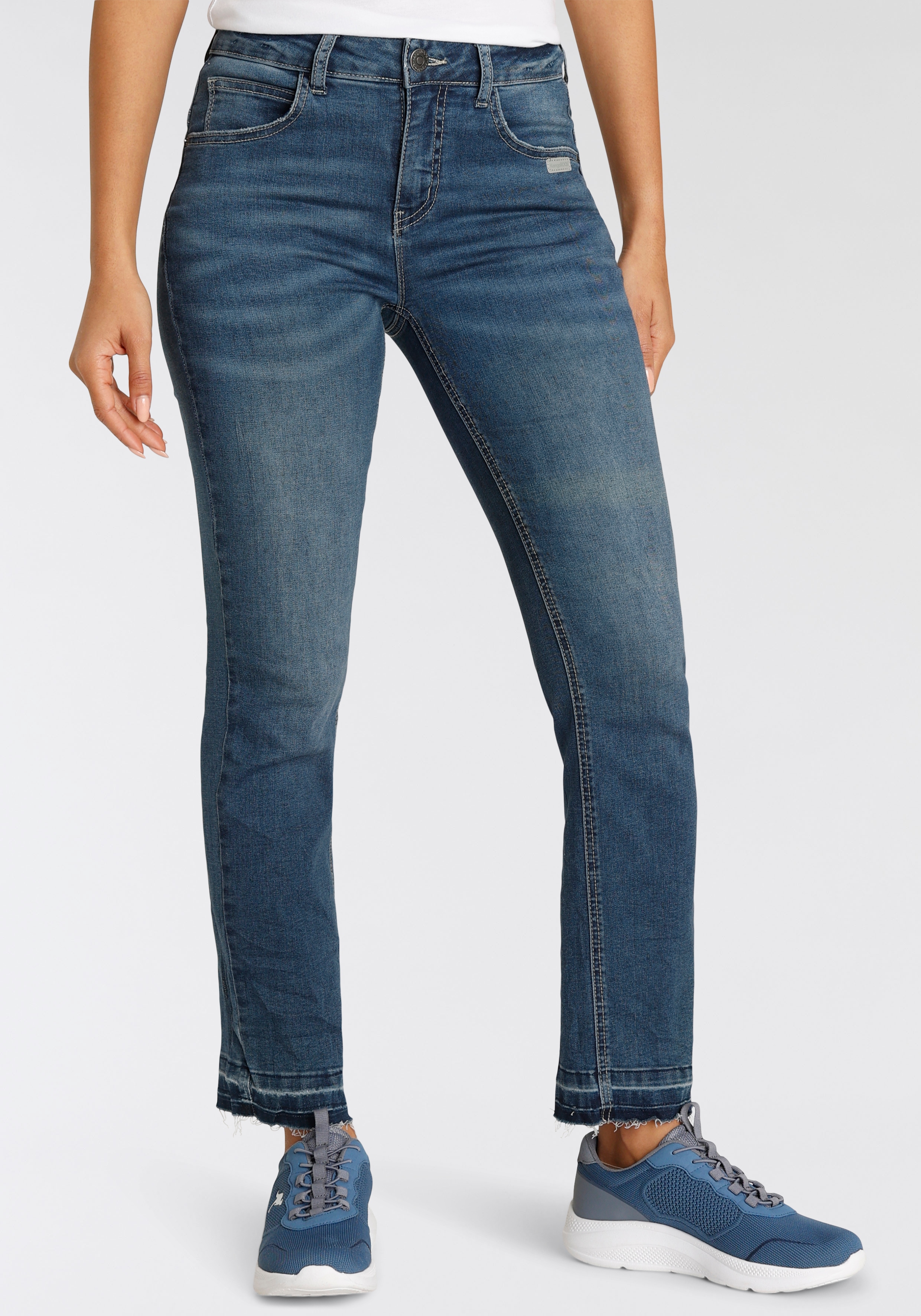 7/8-Jeans KANGAROOS "CULOTTE-JEANS", Damen, Gr. 44, N-Gr, blau (blau used), Denim/Jeans, Obermaterial: 69% Baumwolle, 30% Polyester, 1% Elasthan, Abriebeffekte, Destroyed-Effekte, Basic, regular fit 7/8-Länge, Jeans, gerade Passform, modische...