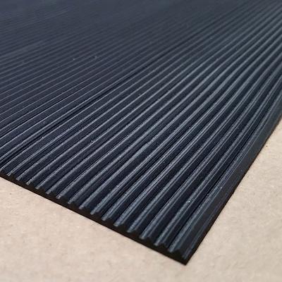 Cactus Mat 1011R-E3 Ezy Kleen Runner - 3' x 105', Vinyl, Gray, 1/8" Thick