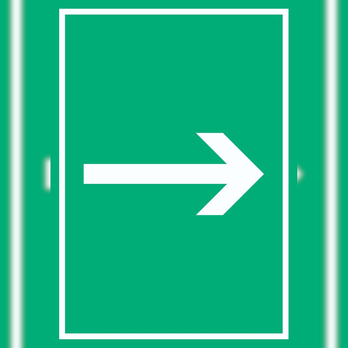 Richtungspfeil rechts Schild hochkant weiss grün Pfeil A0 (841x1189mm) Image