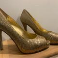 Nine West Shoes | Gold Glitter Nine West Heels | Color: Gold | Size: 6.5