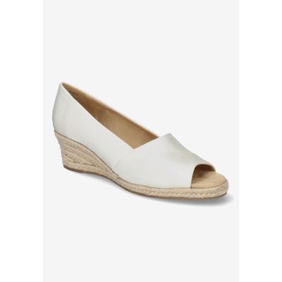 Wide Width Women's Jasper Espdrill by Easy Street in White (Size 9 W)