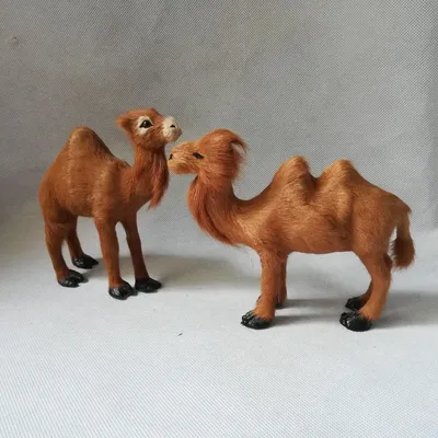 Jouet de chameau réaliste en polyéthylène et fourrures modèle dur dromadaire artisanal chameau de