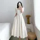 Robe longue blanche à manches bouffantes pour femmes jupe blanche col carré au-dessus du genou