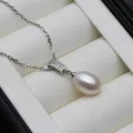 Collier pendentif en perles d'eau douce naturelles pour femmes pendentif lune de mariage chaîne en