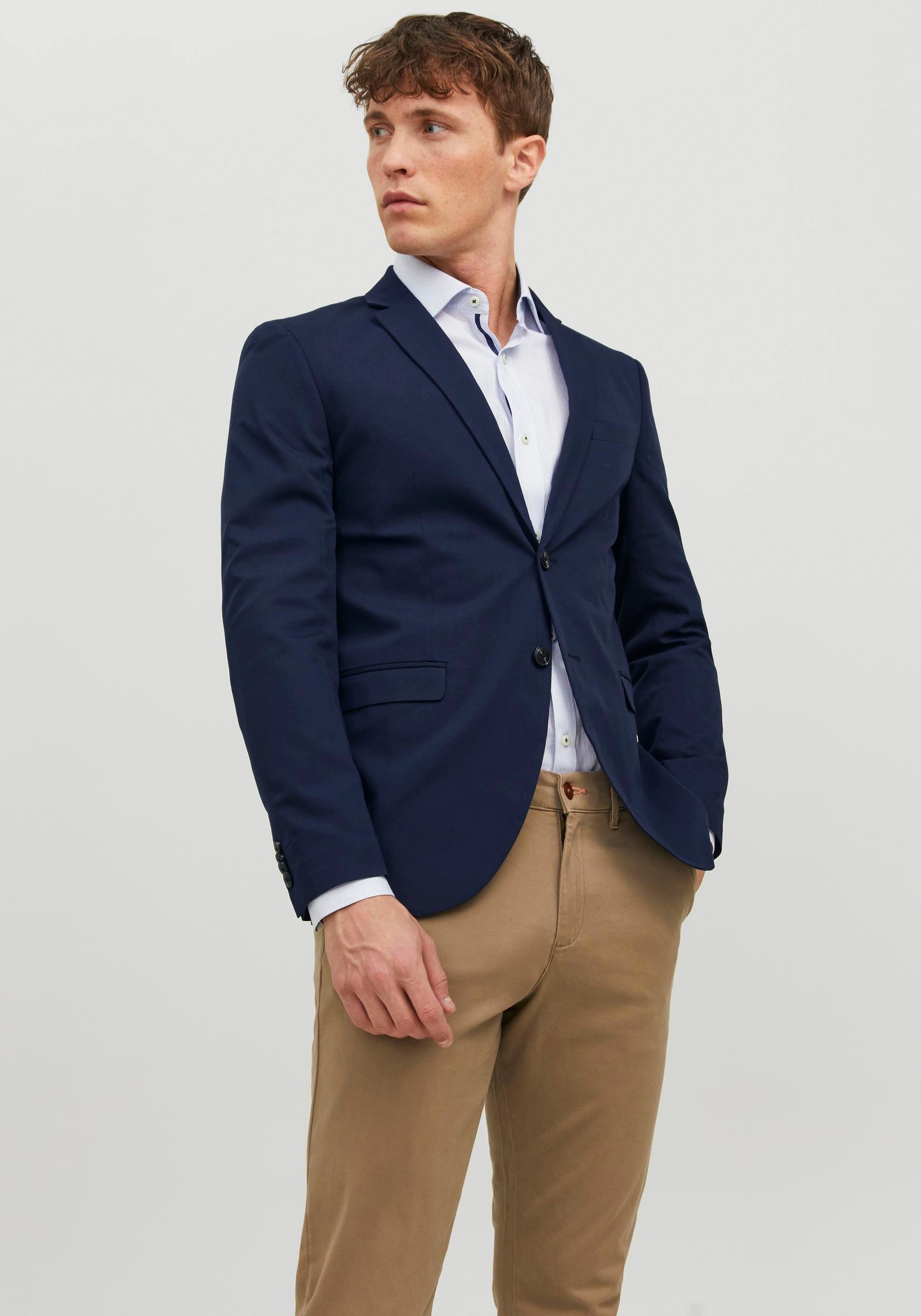 Sakko JACK & JONES "JPRFRANCO Blazer mit 2-Knopf-Form und extra schmalem Schnitt", Herren, Gr. 52, blau (schwarz navy), Web, Obermaterial: 78% Polyester, 17% Viskose, 4% Elasthan, 1% sonstige Fasern, unifarben, slim fit, 1-Knopf-Manschette, Sakkos...