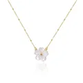 Collier ras du cou en acier inoxydable plaqué or 18 carats coquille blanche exquise fleur de