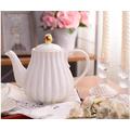 BEZAX Tea set Ceramic Teapot Pumpkin Shape Hand Painted Gold Bone China Teapot With Tea Strainer Elegant Tea Pot Set 1L (Color : White)