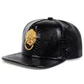 Casquette de Baseball en cuir PU pour hommes avec boucle de Lion doré multicolore style Punk Hip