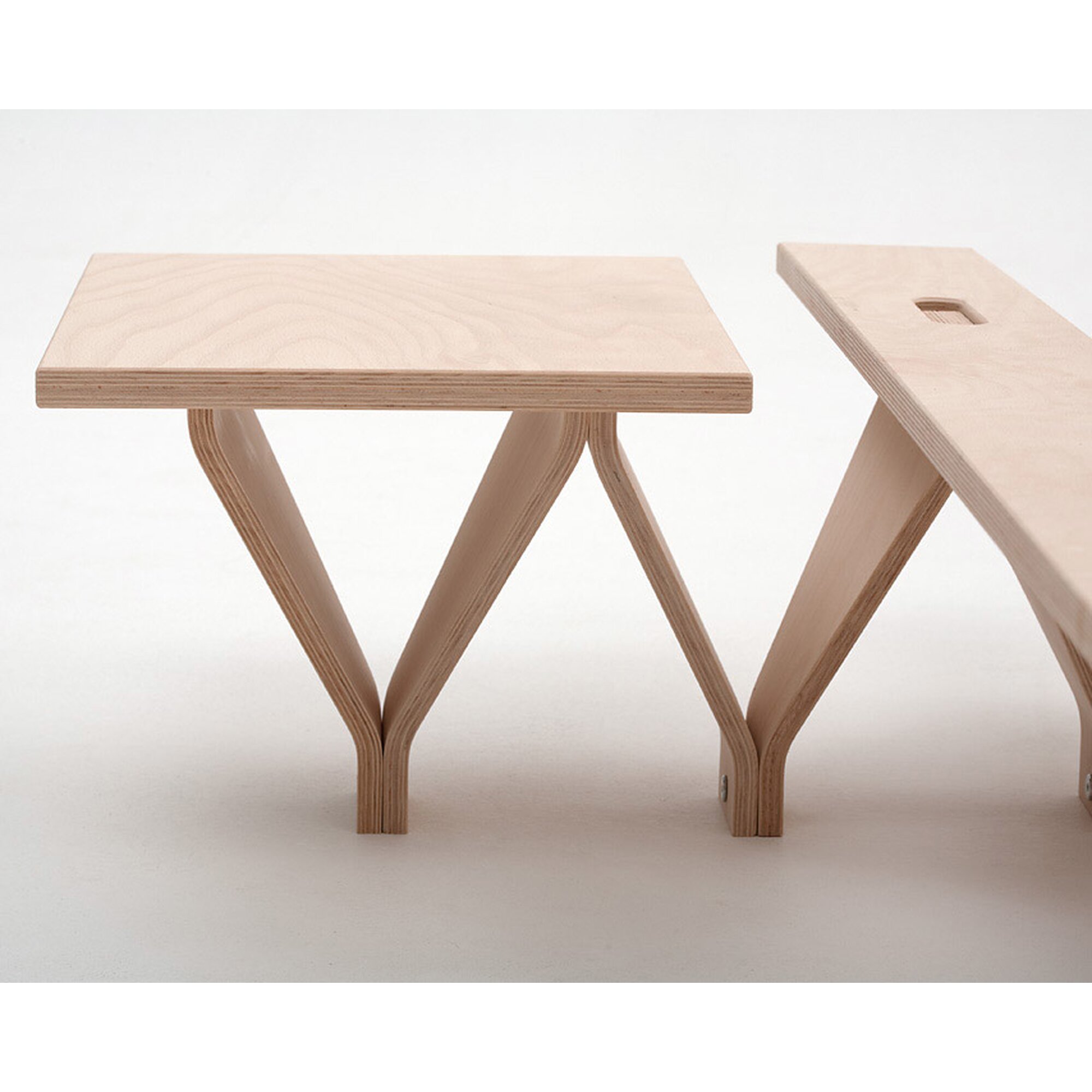 Tojo »lieg« Design-Bett 120x200 cm Image