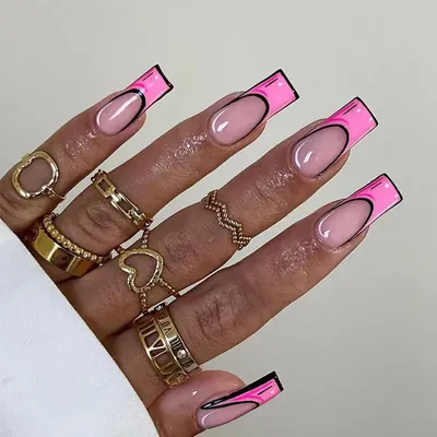 Faux ongles français rose avec colle design de style dessin animé poignées amovibles finies nail