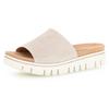 Pantolette GABOR, Damen, Gr. 44, beige (hellbeige), Ziegenveloursleder, metallic, klassisch, Schuhe, Keilabsatz, Sommerschuh, Schlappen mit Gummizug, Weite G, Topseller