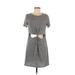 Honey Punch Casual Dress - Shift Crew Neck Short sleeves: Gray Dresses - Women's Size Medium