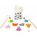 small foot 11366 - Fische angeln Reisespiel, Angelspiel mit Magnet-Funktion, Holz, 11-teilig - Legler / small foot