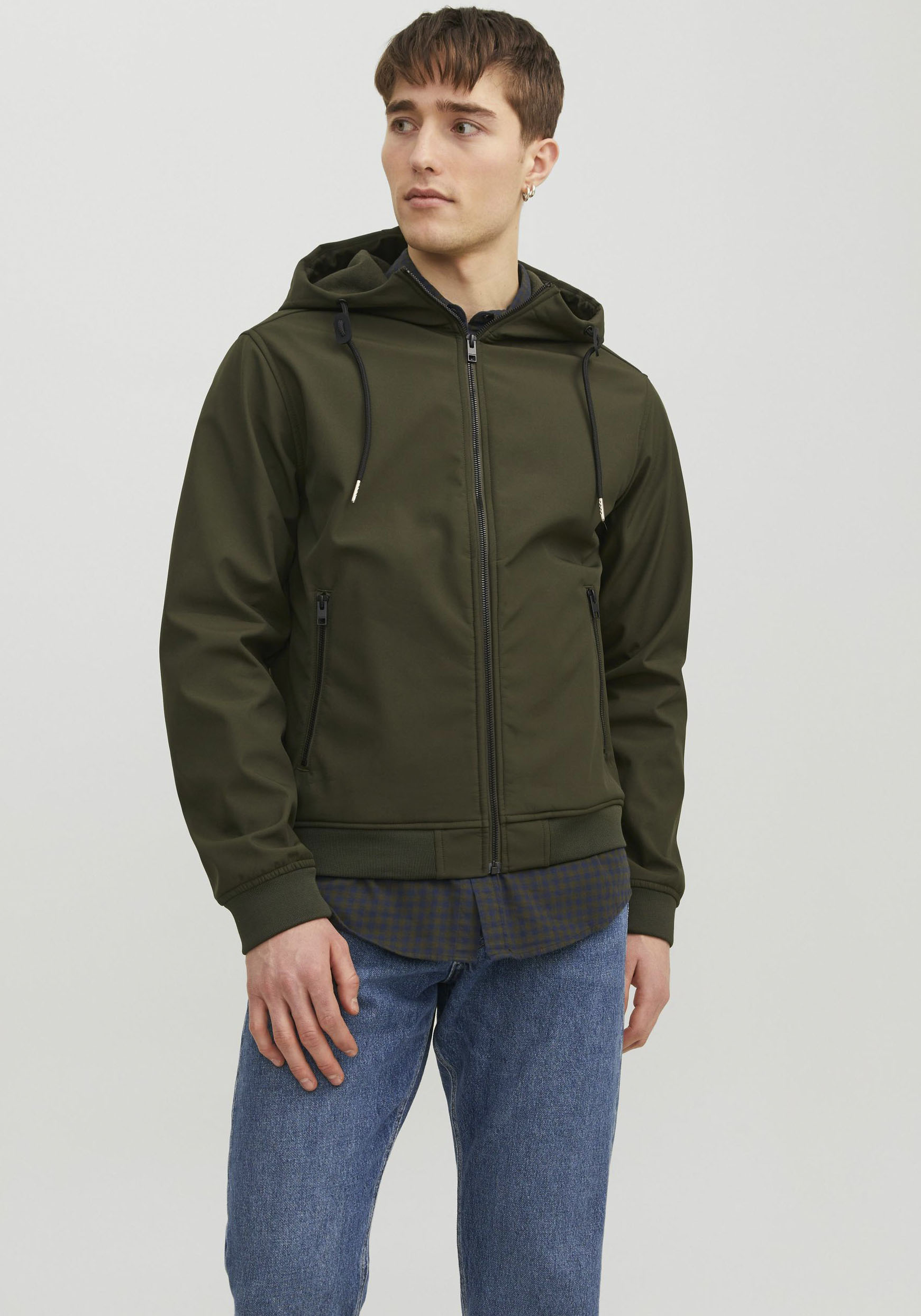 Softshelljacke JACK & JONES "JJEBASIC mit wasserabweisender Funktion", Herren, Gr. S, grün (rosin), Web, Obermaterial: 100% Polyester, unifarben, regular fit normal, Bündchen, Jacken Softshelljacke, Kunstfaser, regular fit