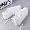 Frauen Vulkanisieren Schuhe Mode Schuhe Frühjahr Neue Casual Klassische Feste Farbe PU Leder Schuhe Frauen Casual Weiße Schuhe Turnschuhe