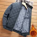 Autumn Winter Bomber Jacket Men Diamond Pattern Fleece Lined Casual Jacket Men Fashion Clothing 2023