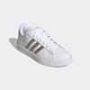 Sneaker ADIDAS SPORTSWEAR "GRAND COURT CLOUDFOAM LIFESTYLE COURT COMFORT", Gr. 38,5, weiß (cloud weiß, platin metallic, platin metallic), Synthetik, sportlich, Schuhe, Design auf den Spuren des adidas Superstar