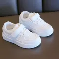 Baskets de tennis en cuir à l'offre elles souples pour enfants petites chaussures blanches