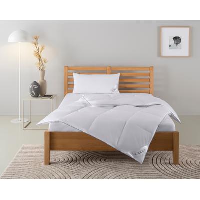 Daunenbettdecke + Kopfkissen HOME AFFAIRE "Moulle, Bettdecke in 135x200 cm, 155x220 cm, 2-tlg.", weiß, B/L: 135cm x 200cm Anzahl Teile 1, B/L: 40cm x 80cm Anzahl Teile 1, Bezug: Baumwolle Füllung: Entendaune/-feder, normal, Bettdecken Bezug: 100%... Image