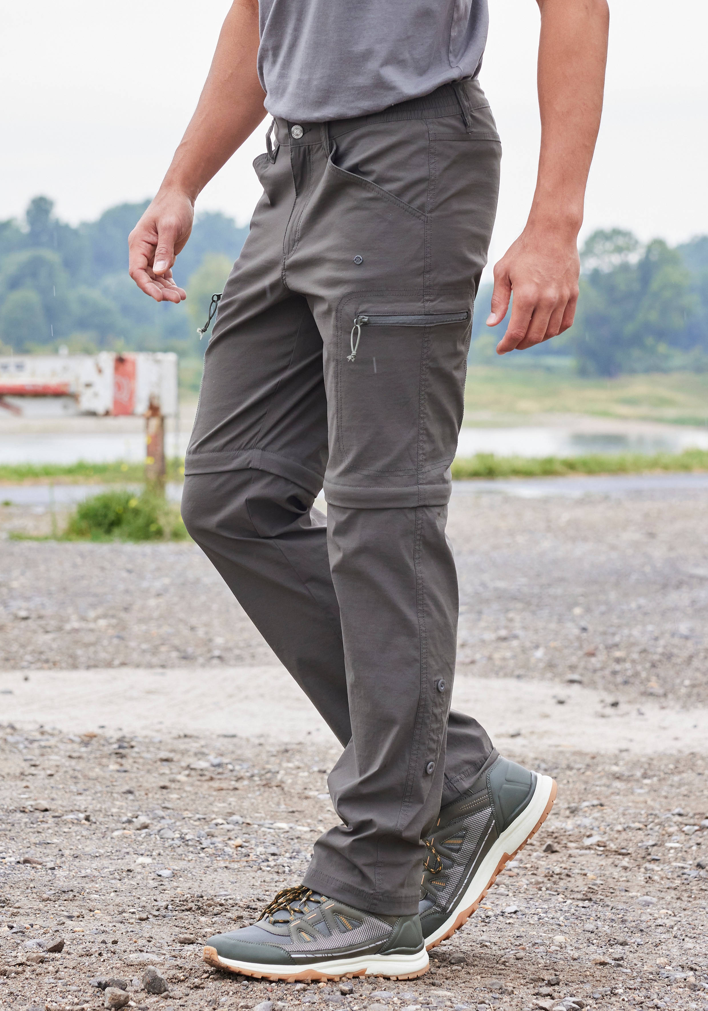 Trekkinghose JOHN DEVIN, Herren, Gr. 52, N-Gr, schwarz (dunkeloliv), Obermaterial: 95% Polyamid, 5% Elasthan, unifarben, Basic knöchellang, Hosen, Wanderhose mit Zipp- Off Beinen Image