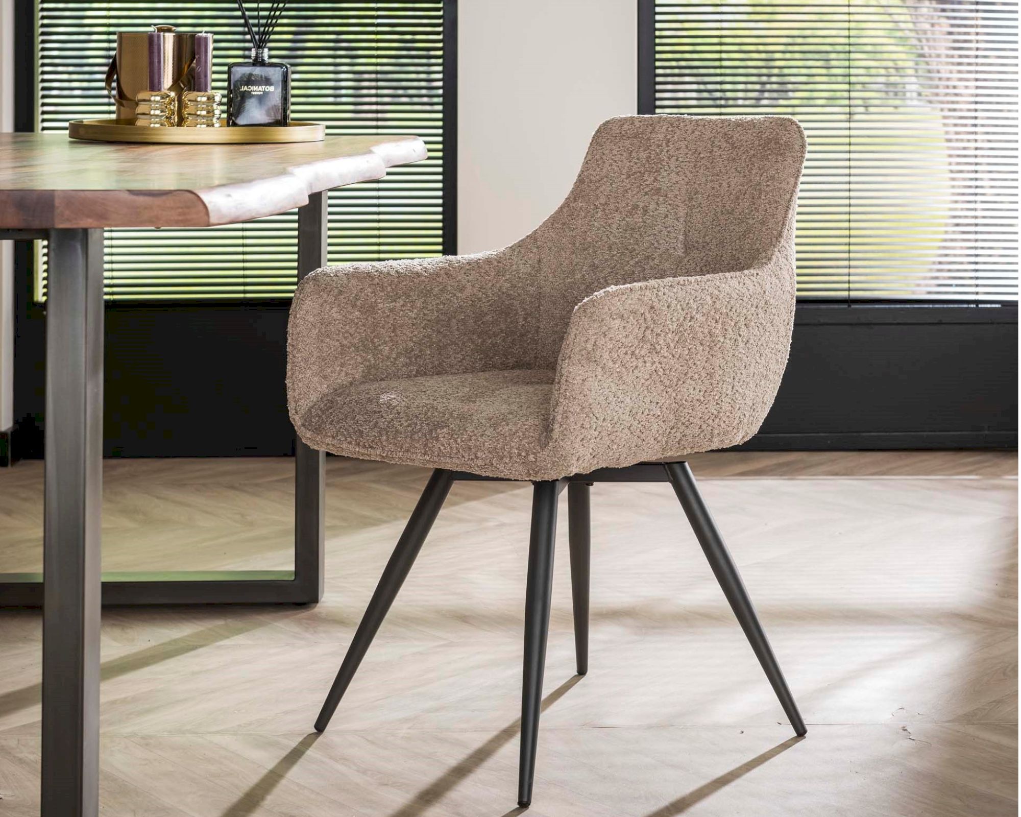 designline »Browni« Esszimmerstuhl sandfarben Image