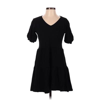 Saks Fifth Avenue Casual Dress - Mini V-Neck Short Sleeve: Black Print Dresses - Women's Size Small