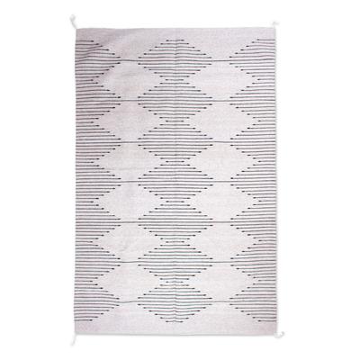 '4x6.5 Geometric Patterned Cotton Rug Hand-Woven in Mexico'