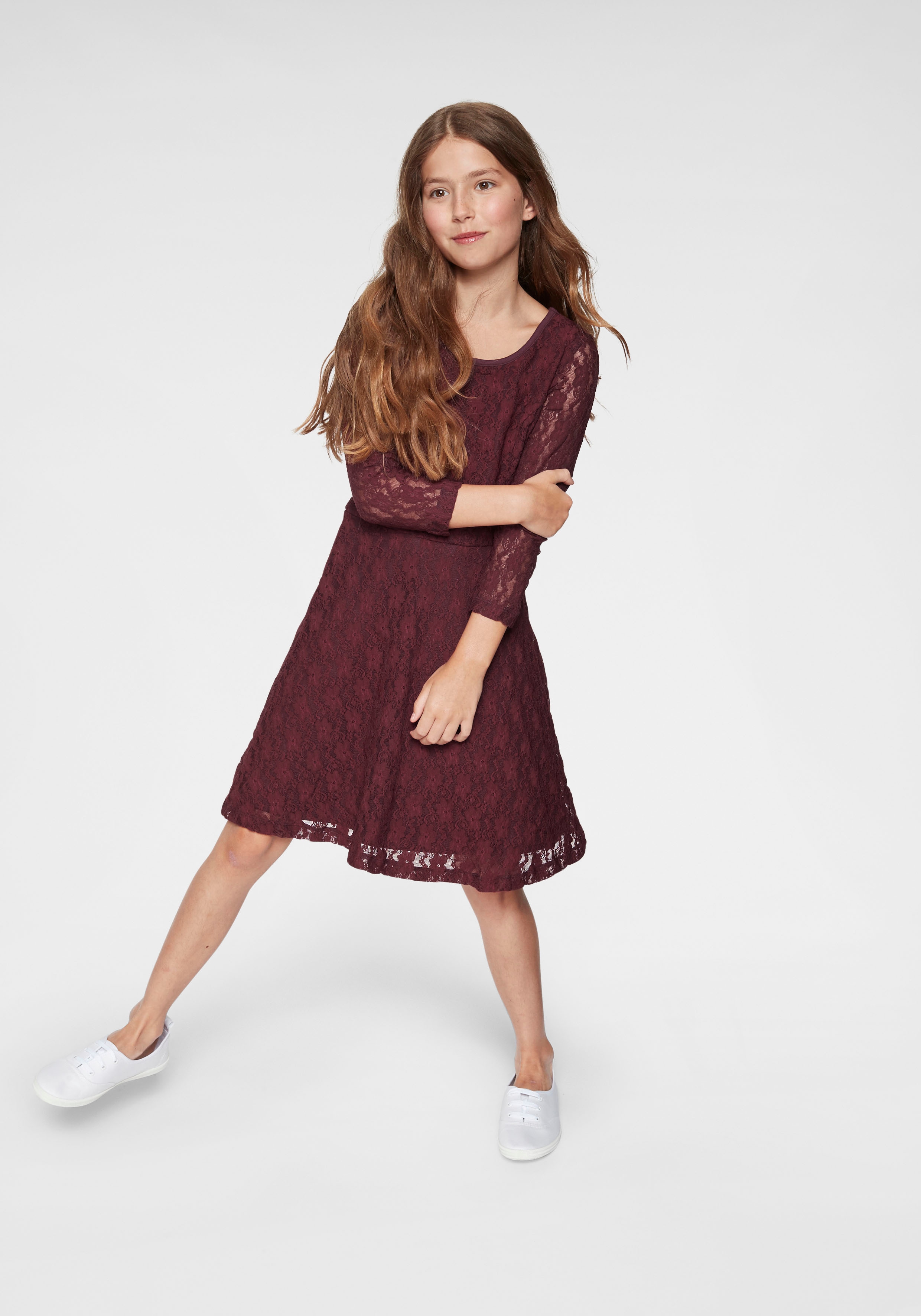 Jerseykleid KIDSWORLD "- Spitzenkleid", Mädchen, Gr. 176/182, N-Gr, rot (bordeaux), Spitze, Obermaterial: 95% Polyester, 5% Elasthan. Futter: 95% Baumwolle, 5% Elasthan, unifarben, ausgestellt knieumspielend, Rundhals, abgesteppte Kante, Kleider,... Image