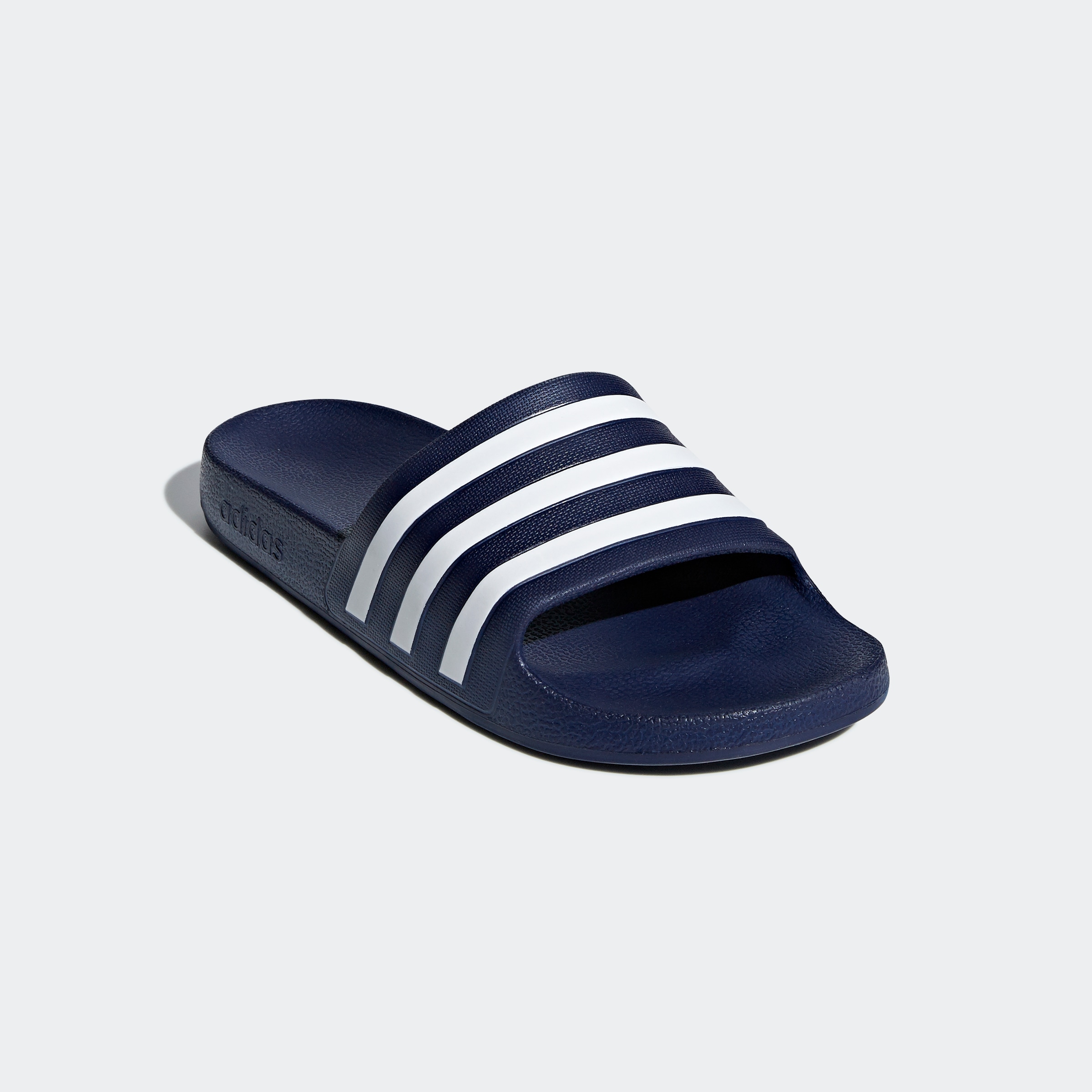 Badesandale ADIDAS SPORTSWEAR "AQUA ADILETTE", Herren, Gr. 39, blau (dunkelblau, cloud weiß, dunkelblau), Synthetik, Schuhe, World Cup Nations Pack