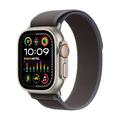 Apple Watch Ultra 2 (GPS + Cellular, 49 mm) Smartwatch mit robustem Titangehäuse und Trail Loop Armband (M/L) in Blau/Schwarz. Fitnesstracker, präzises GPS, extra Lange Batterielaufzeit, CO₂ neutral