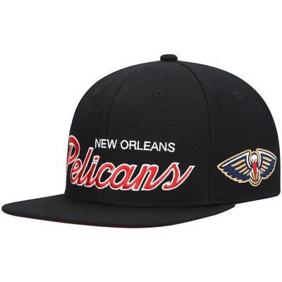 Mitchell & Ness Black New Orleans Pelicans Hardwood Classics Script 2.0 Snapback-Hut für Herren Image
