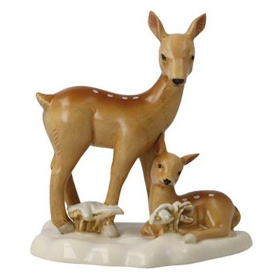 Weihnachtsfigur GOEBEL "Tierfigur - Rehe im Schnee, Höhe ca. 14 cm", bunt, B:8cm H:14cm T:12,5cm, Steingut, Dekofiguren, Sammlerfigur, Weihnachtsdeko, Dekofigur aus Steingut Image