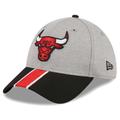 "Men's New Era Gray/Black Chicago Bulls Striped 39THIRTY Flex Hat"