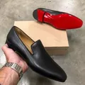 Mocassini con suola rossa scarpe da uomo PU tinta unita Fashion Business Casual Party quotidiano