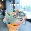 Baby Led Light Up Shoes Girls Sneakers traspiranti incandescenti ragazzi Sneakers antiscivolo scarpe