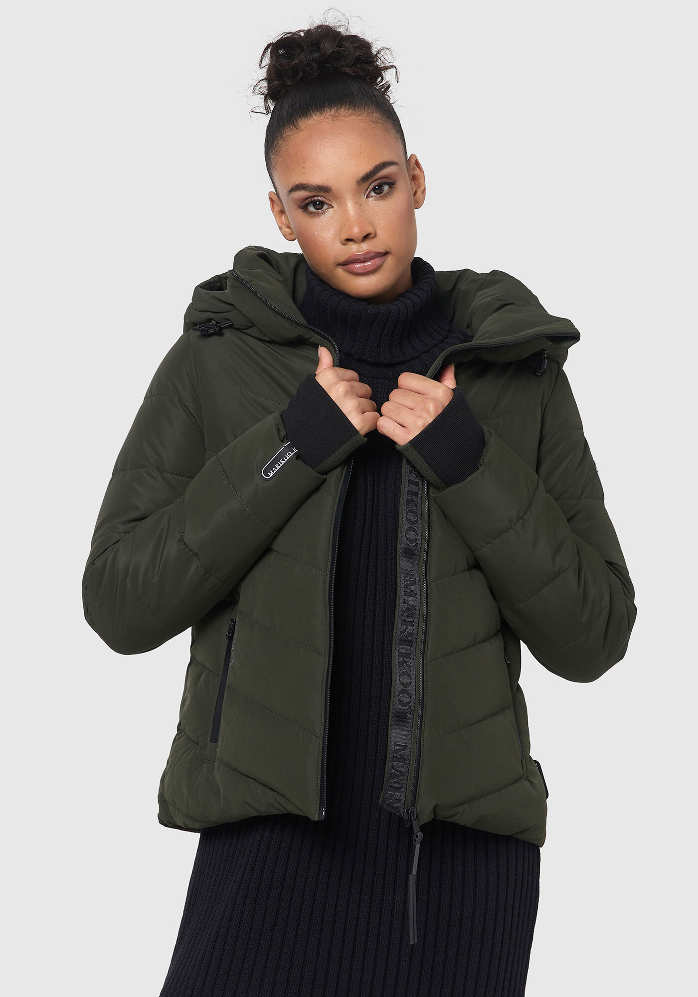 Winterjacke MARIKOO "Samuiaa XVI", Damen, Gr. XXL, grün (schwarz olive), Obermaterial: 100% Polyester; Futter: 100% Polyester; Wattierung: 100% Polyester; Ärmelfutter: 100% Polyester, Jacken, mit Kapuze Image