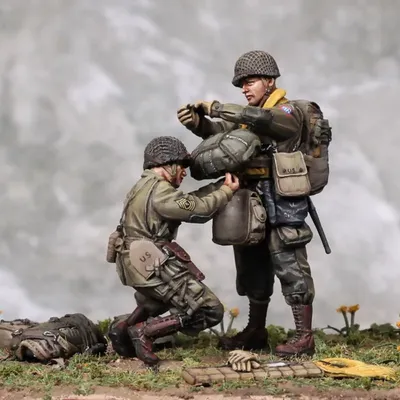 1/35 Harz Figur Modellbau Kits Major und First Sergeant U. S. Army Airborne 2 Figuren unmontiert und unbemalt 982a Image