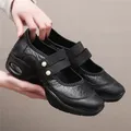 Scarpe da passeggio comode con cuscino d'aria da ballo nuovo stile 2023 décolleté per mamma