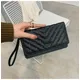 Women Black V-Quilt Zip Wallet Wristlet PU Card Cash Clutch with Stud vs